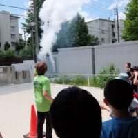 液体窒素のデモンストレーション