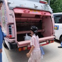 ごみ収集車がくるぞ3