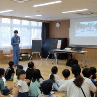 ごみ収集車がくるぞ1