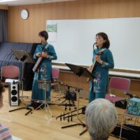 鍵盤ハーモニカの演奏