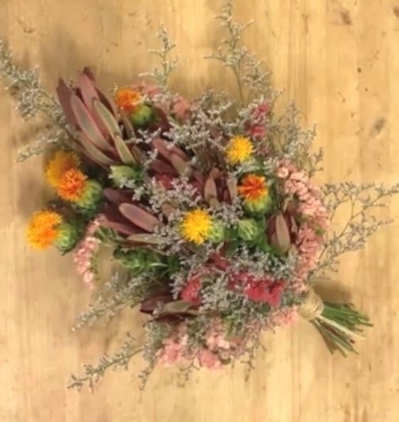 初夏の花スワッグ