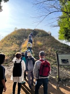 山田富士に登る参加者