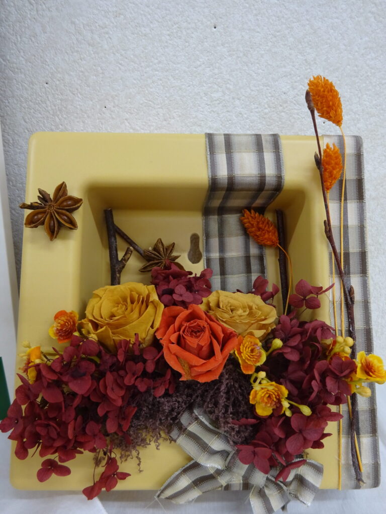 【サロン作品展】お花の会エルブ作品展