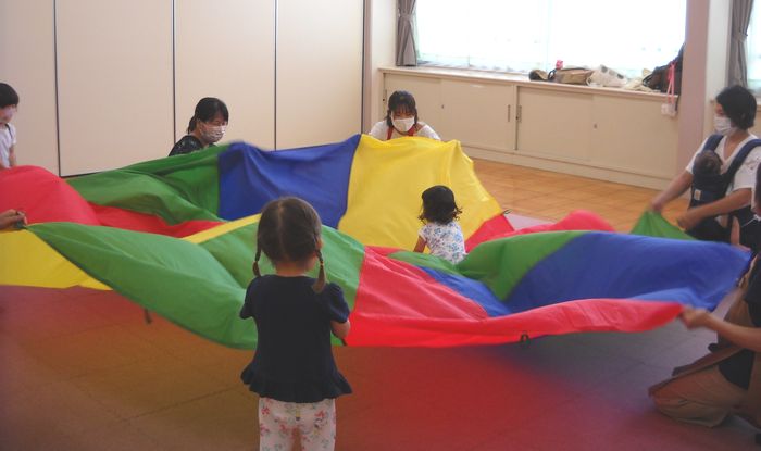 【幼児親子】遊びの広場「にこりんこ」からのご案内